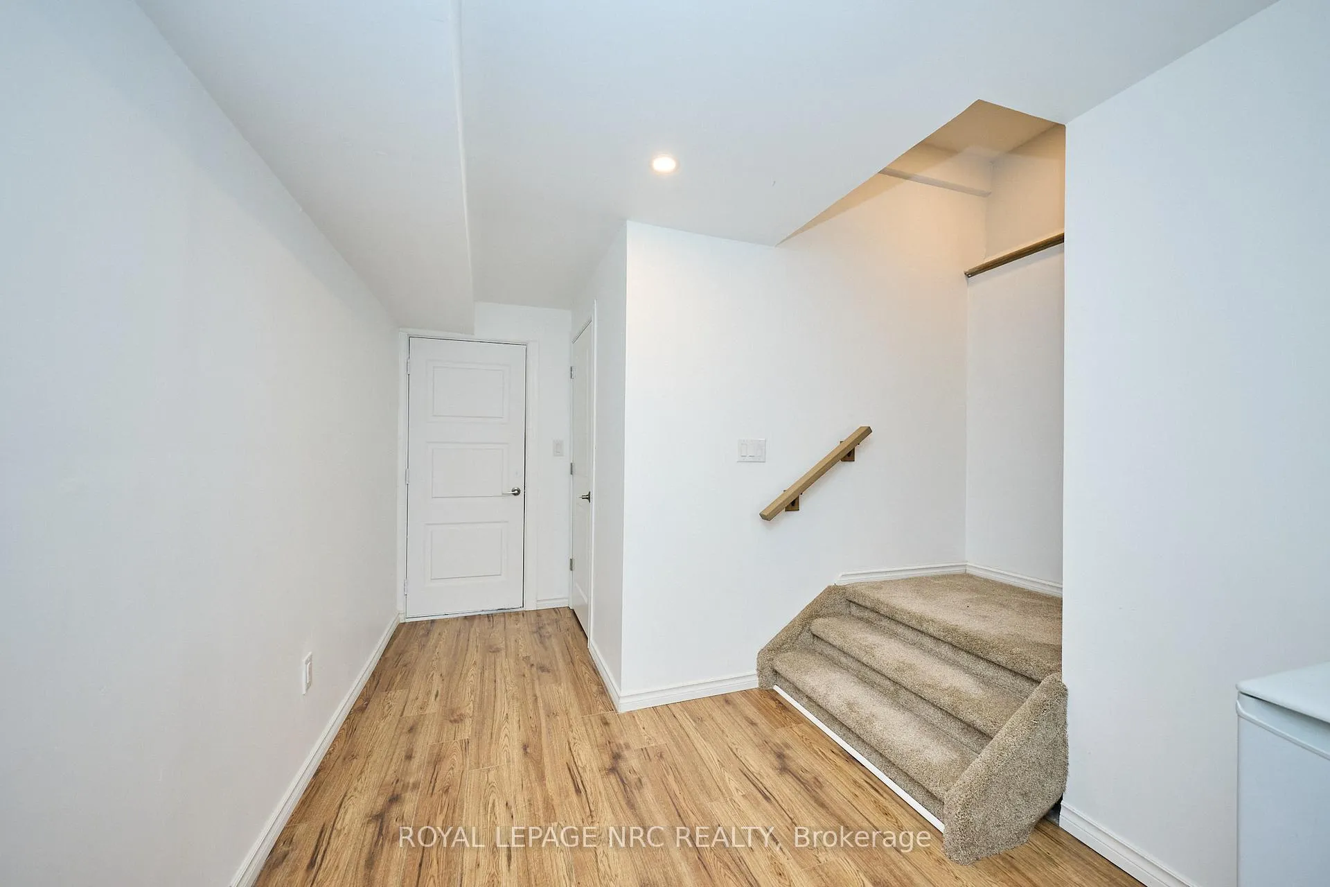 Photo 19 of 10 Leeson Street, St. Catharines, Burleigh Hill — HOMEH