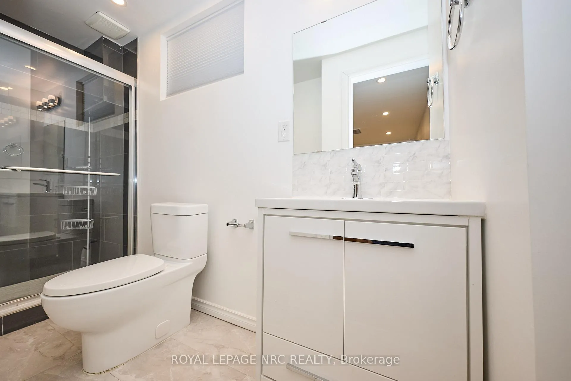 Photo 21 of 10 Leeson Street, St. Catharines, Burleigh Hill — HOMEH