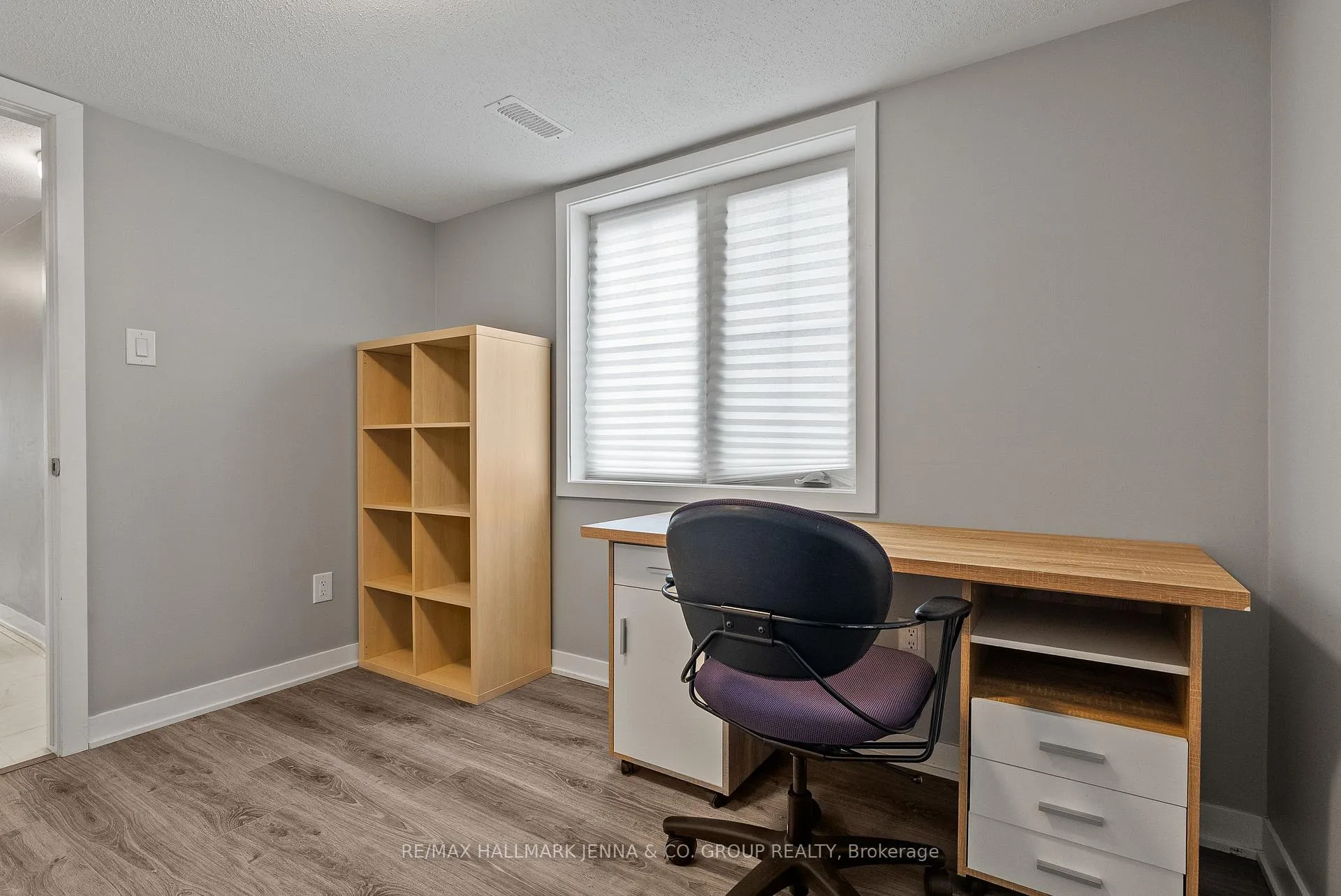 Photo 6 of 146 Anthracite Private, Ottawa, Barrhaven - Heritage Park — HOMEH