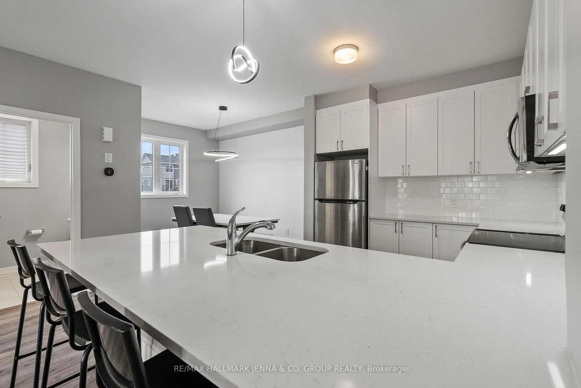 Photo 12 of 146 Anthracite Private, Ottawa, Barrhaven - Heritage Park — HOMEH