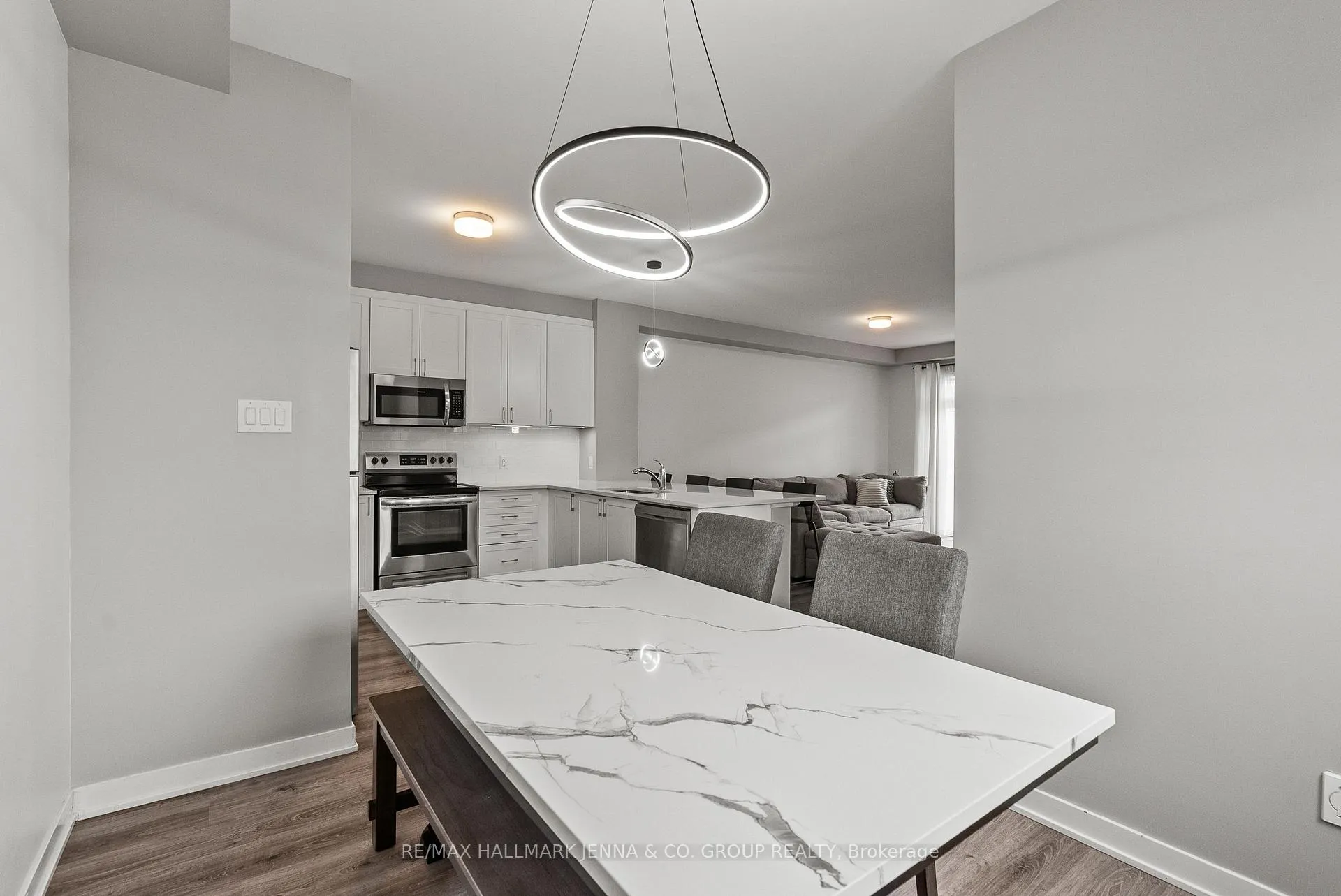 Photo 14 of 146 Anthracite Private, Ottawa, Barrhaven - Heritage Park — HOMEH