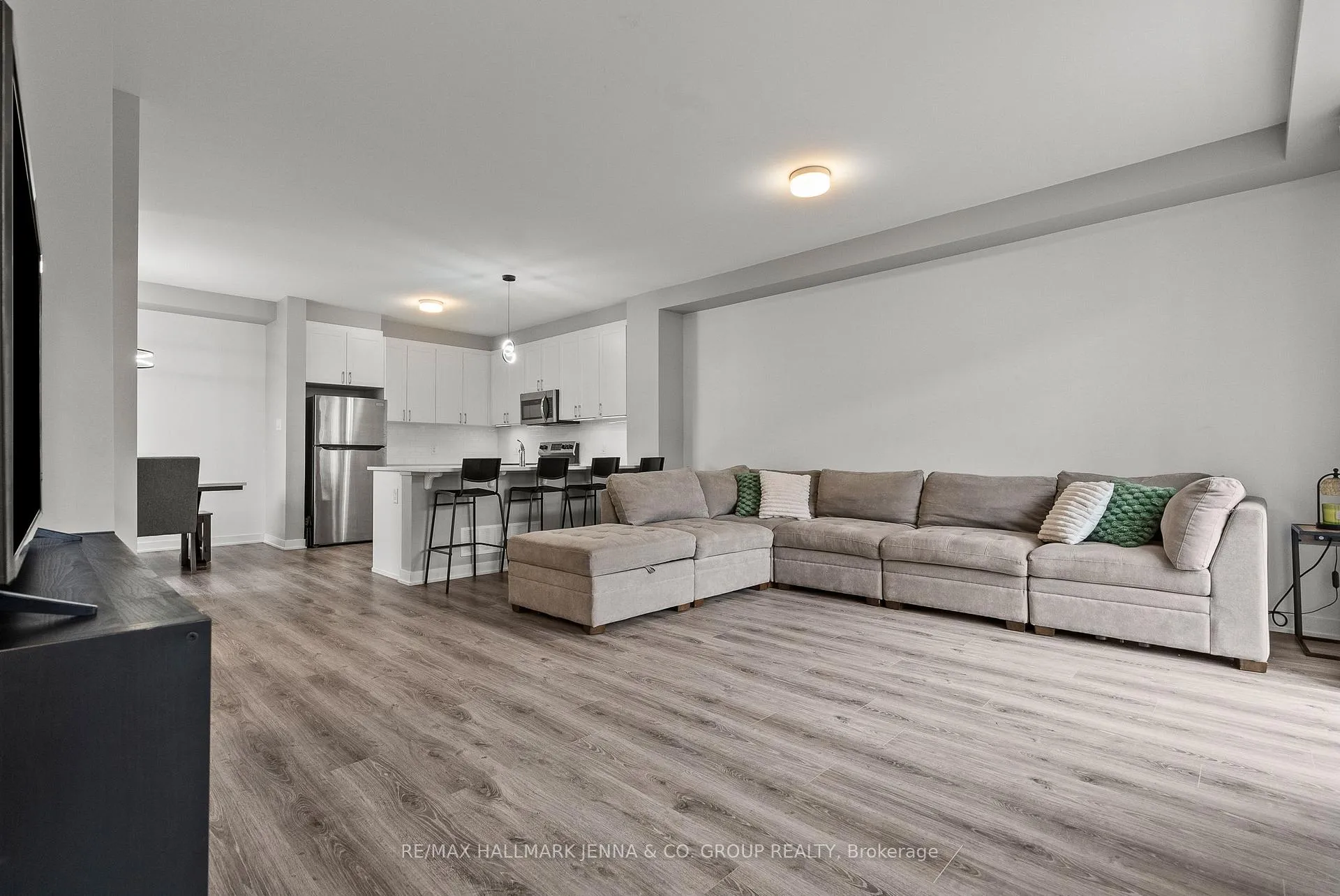 Photo 16 of 146 Anthracite Private, Ottawa, Barrhaven - Heritage Park — HOMEH