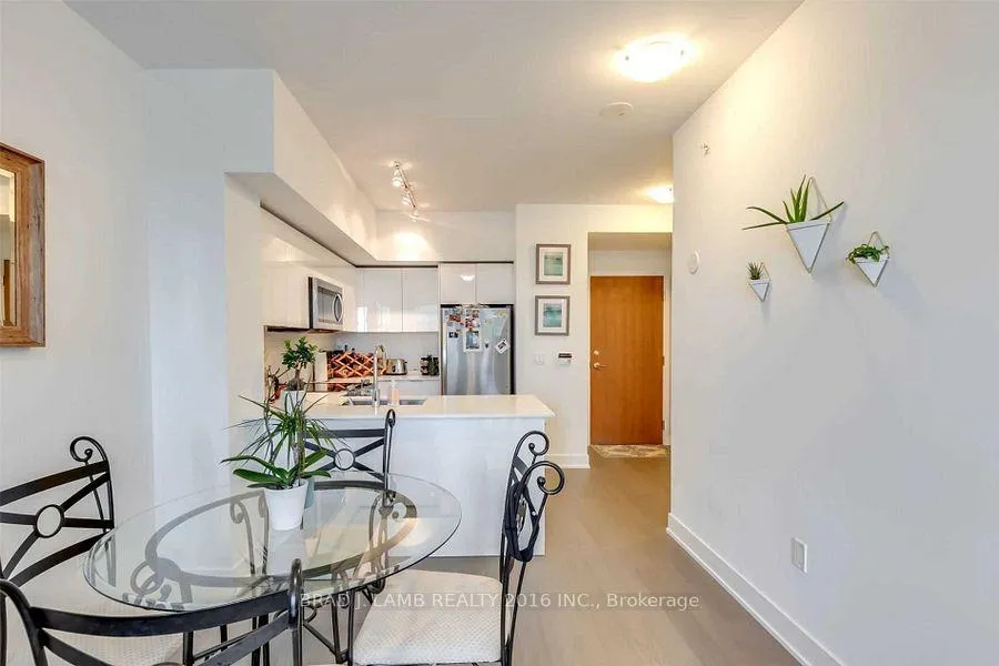 Photo 5 of Unit 2205, 20 Shore Breeze Drive, Etobicoke, Mimico — HOMEH