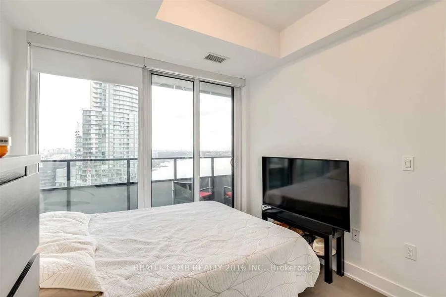 Photo 7 of Unit 2205, 20 Shore Breeze Drive, Etobicoke, Mimico — HOMEH