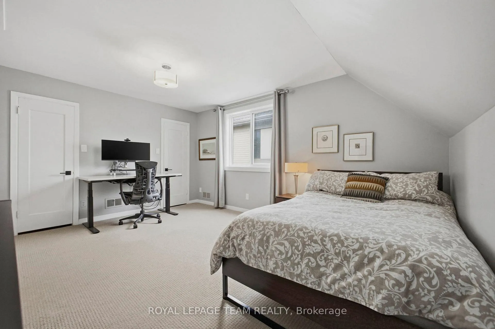 Photo 16 of 513 Windermere Avenue, Ottawa, McKellar/Highland — HOMEH