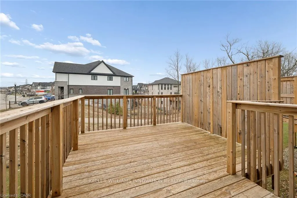 Photo 42 of 54 Bank Swallow Crescent, Kitchener — HOMEH