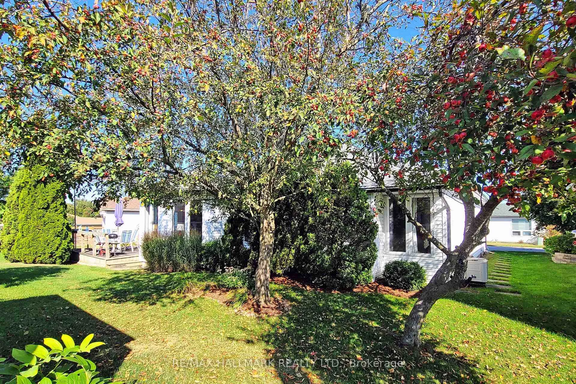 Photo 31 of 8 Greenfield Place, Wilmot — HOMEH