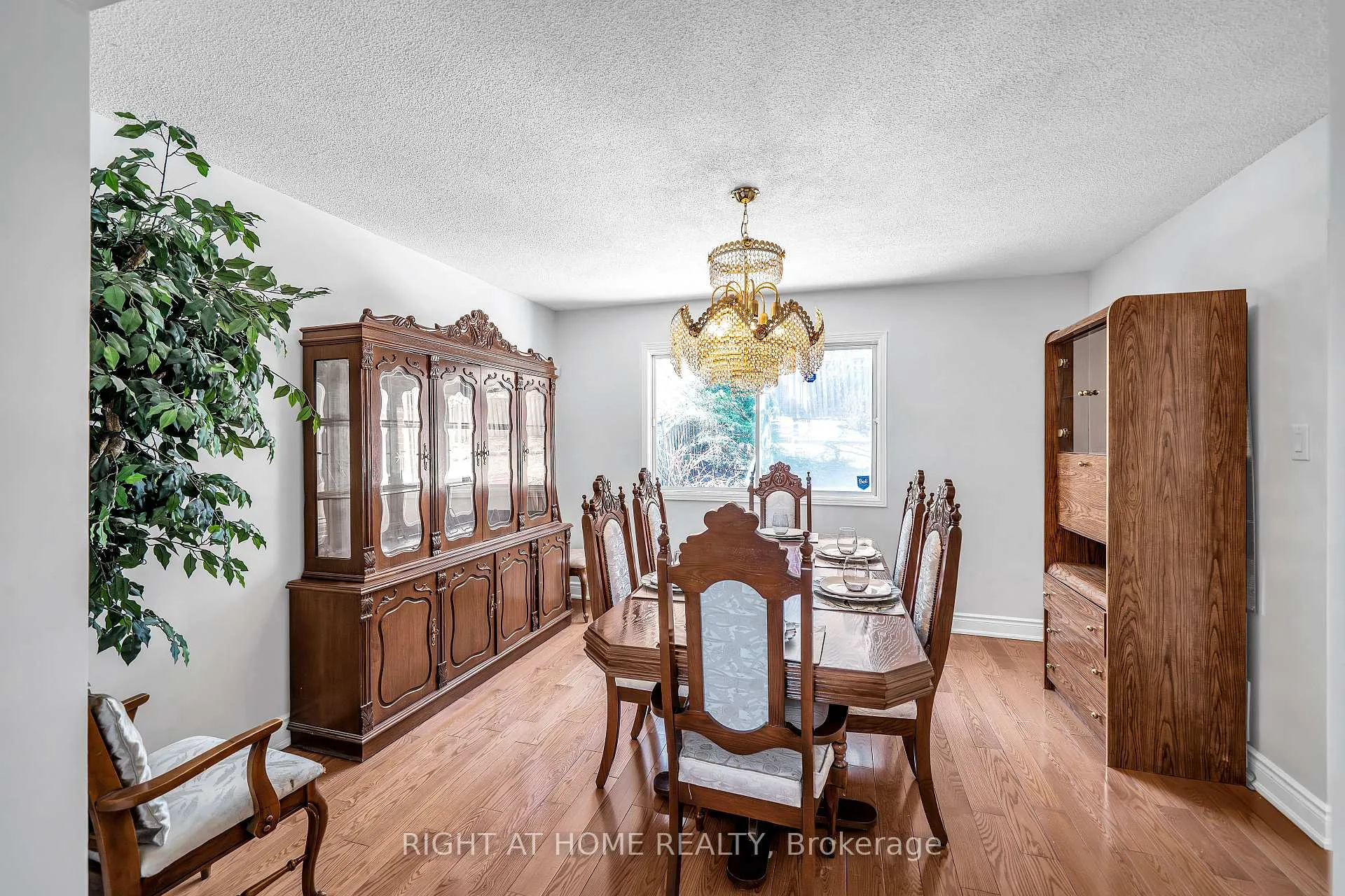 Photo 12 of 1657 Dellbrook Avenue, Pickering, Brock Ridge — HOMEH