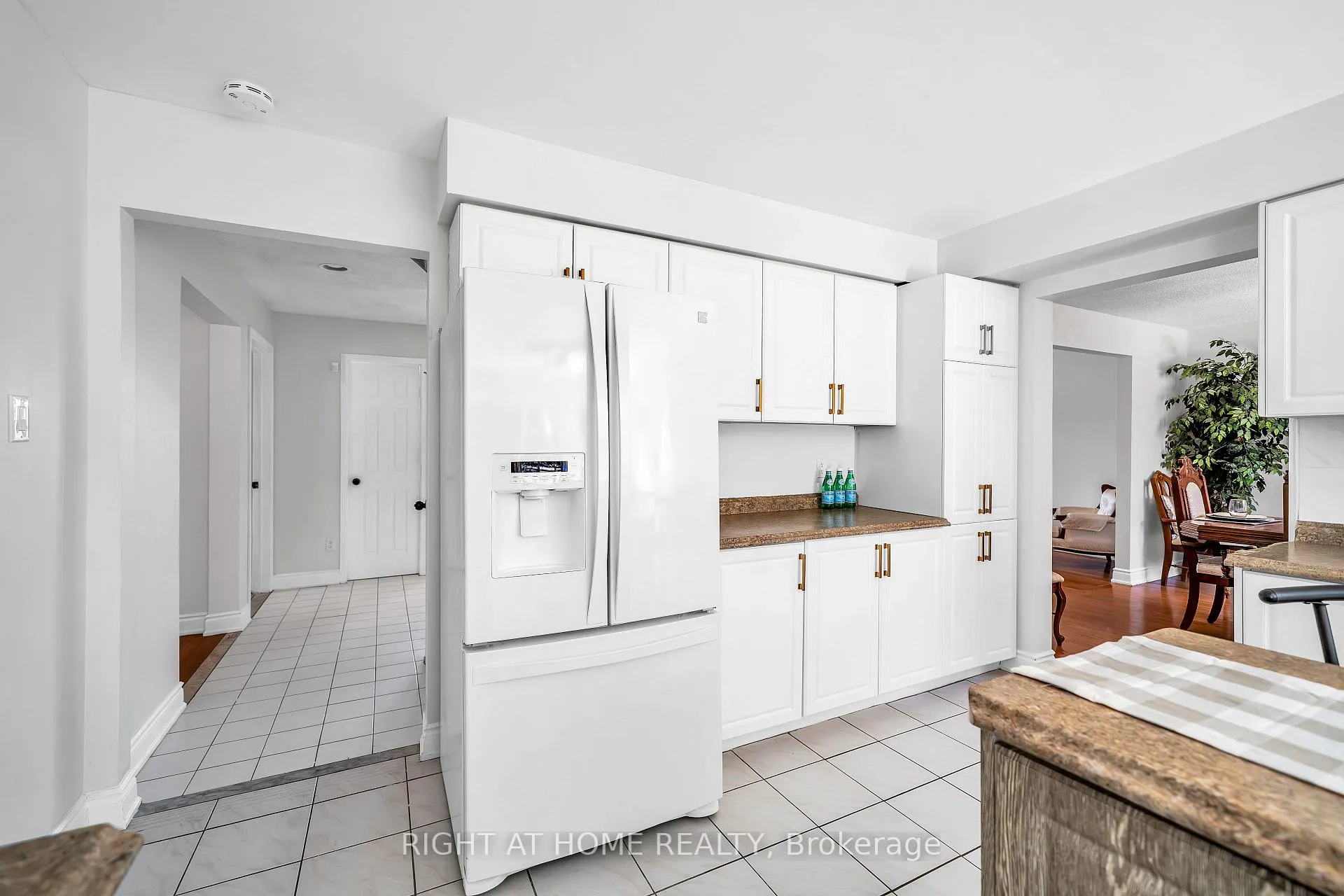 Photo 15 of 1657 Dellbrook Avenue, Pickering, Brock Ridge — HOMEH