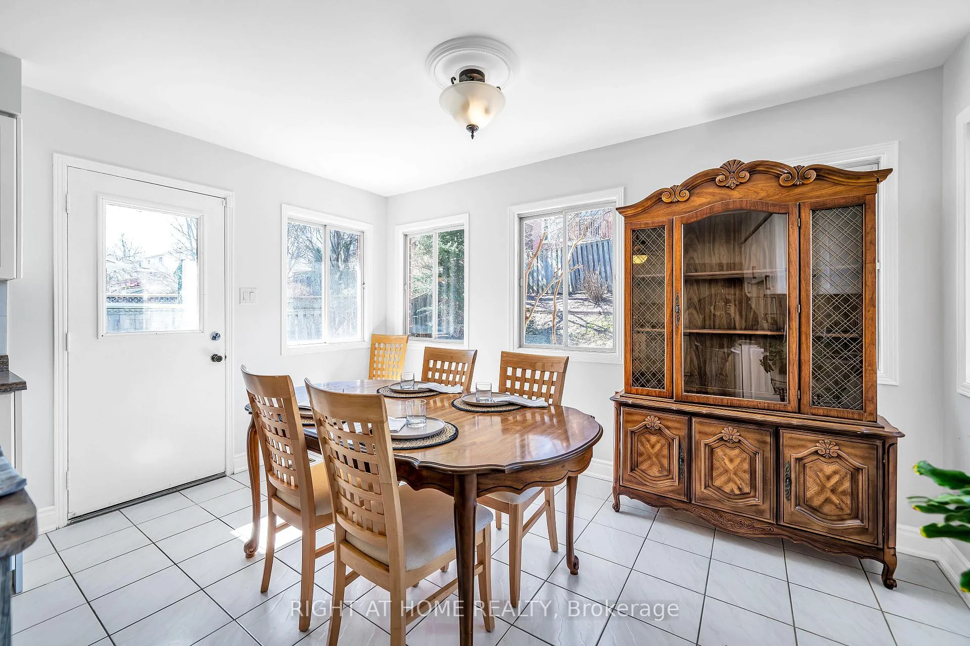 Photo 18 of 1657 Dellbrook Avenue, Pickering, Brock Ridge — HOMEH