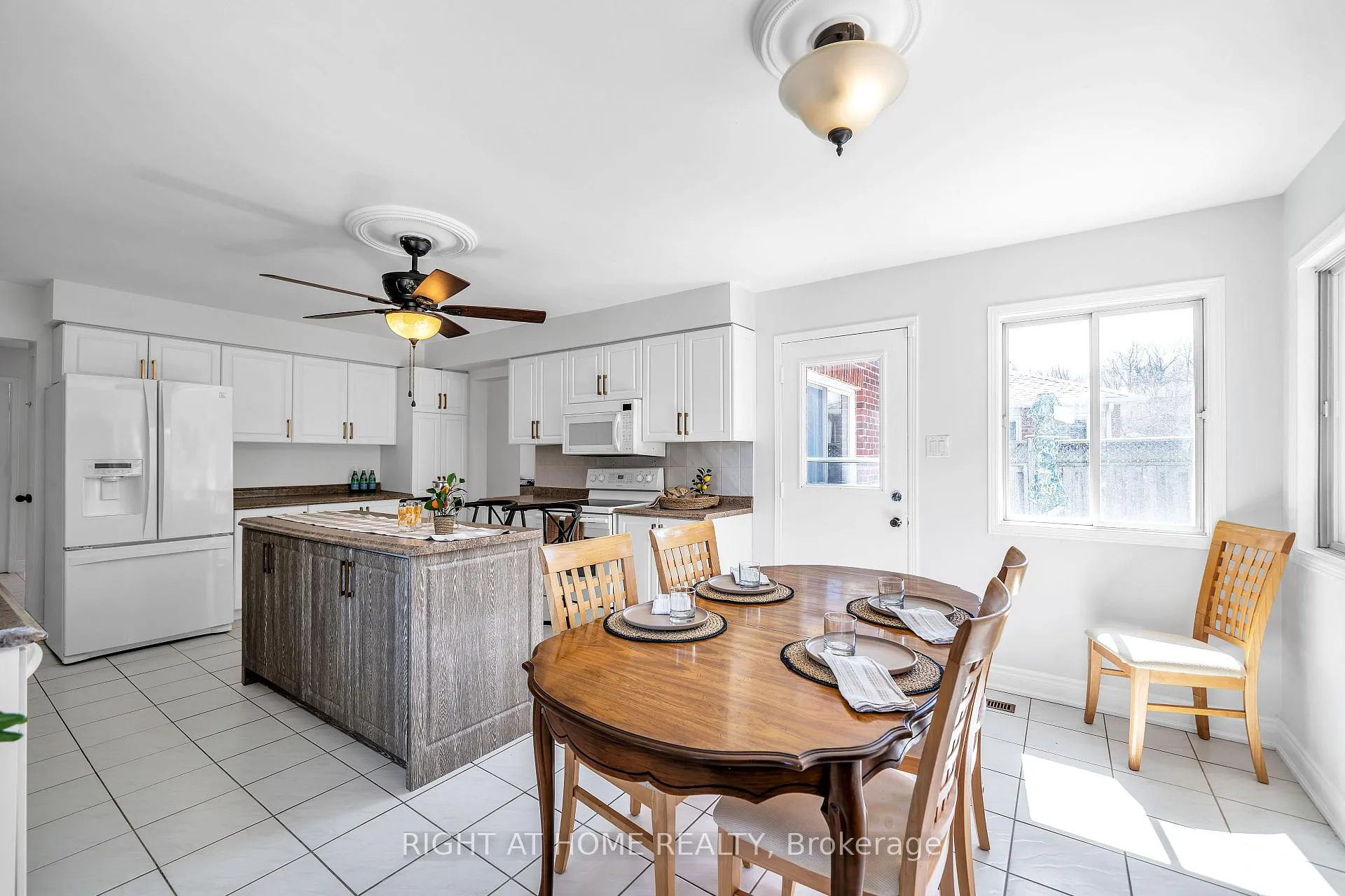 Photo 20 of 1657 Dellbrook Avenue, Pickering, Brock Ridge — HOMEH
