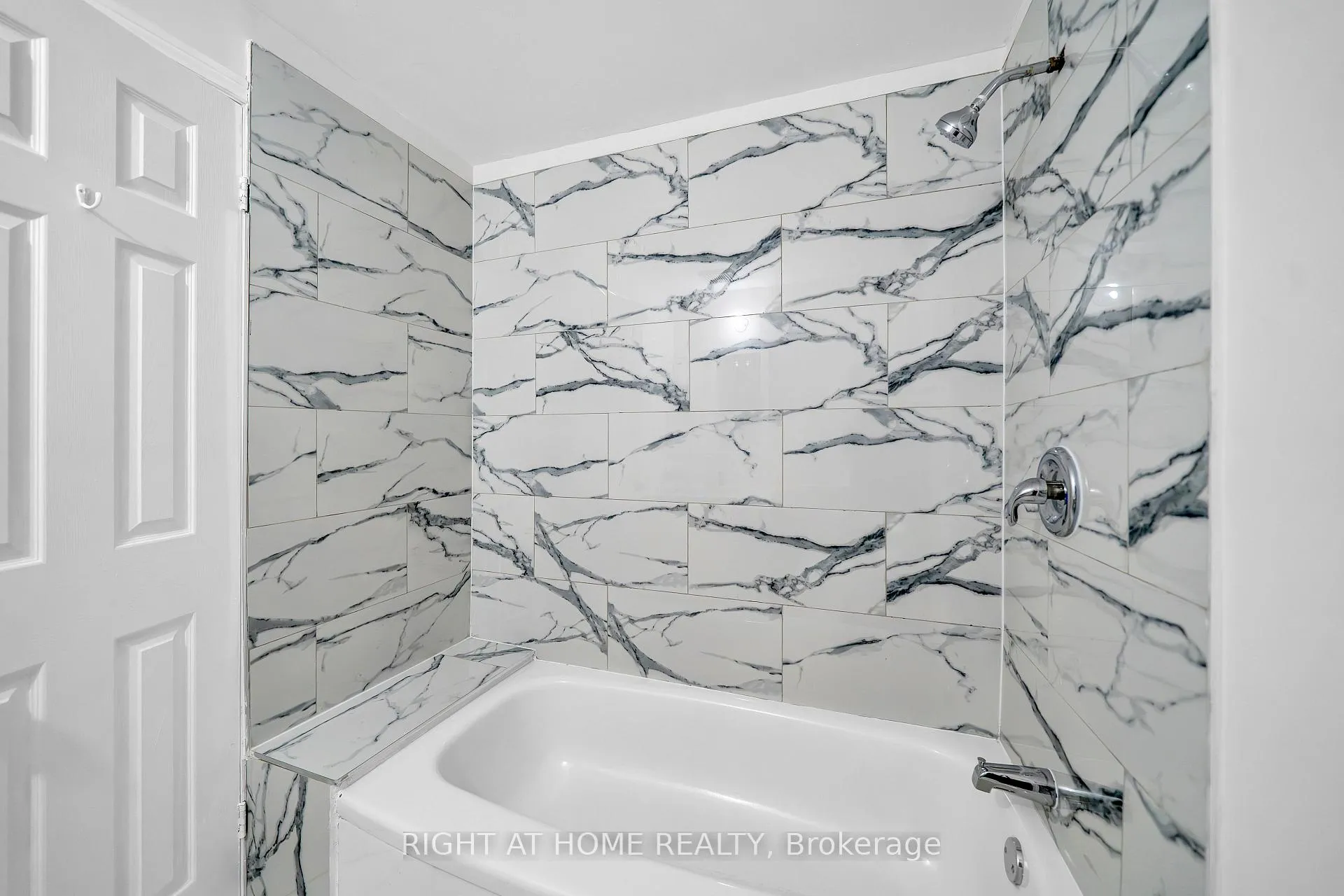 Photo 46 of 1657 Dellbrook Avenue, Pickering, Brock Ridge — HOMEH