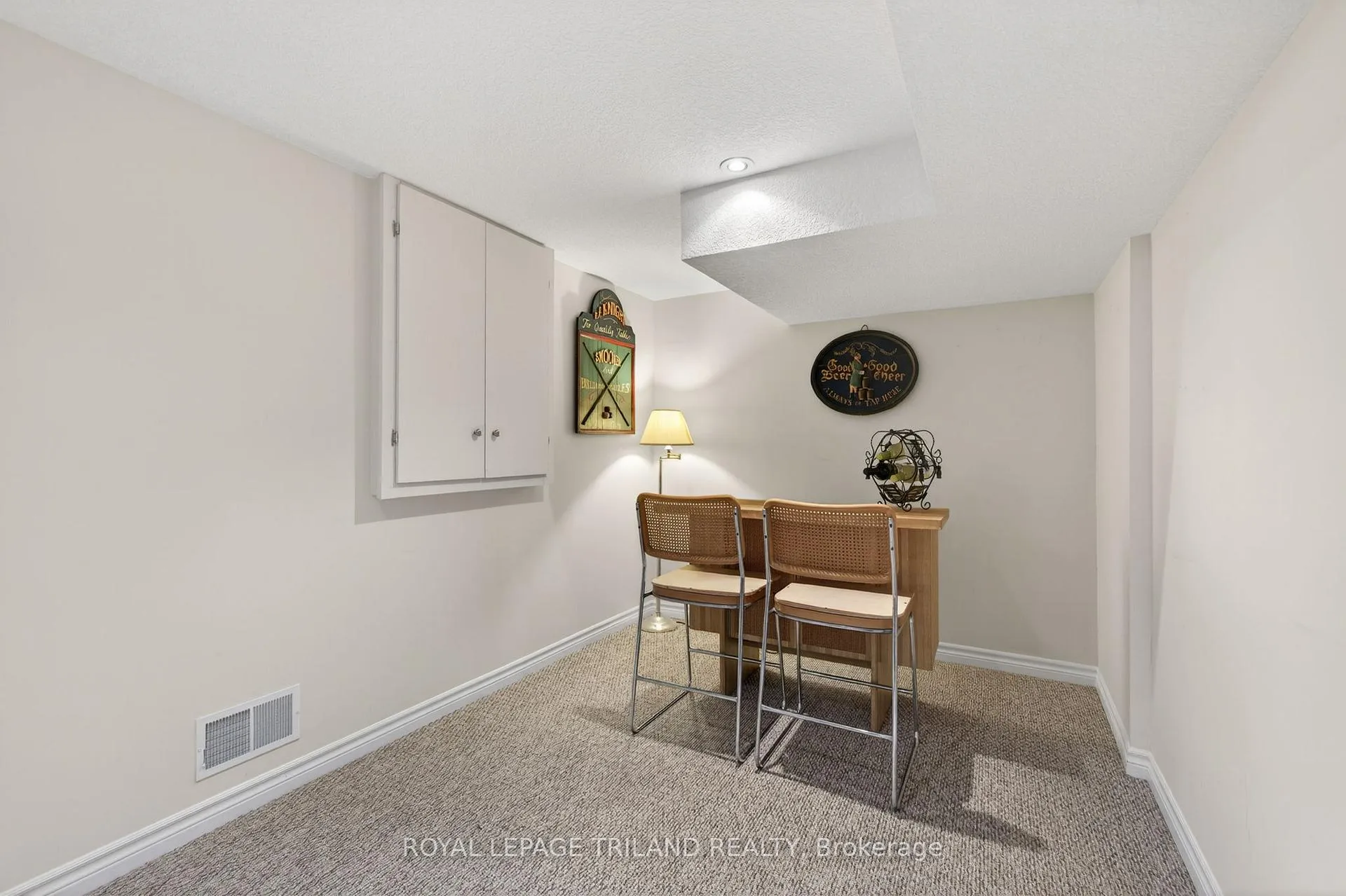 Photo 27 of 188 Clara Crescent, London, South X — HOMEH