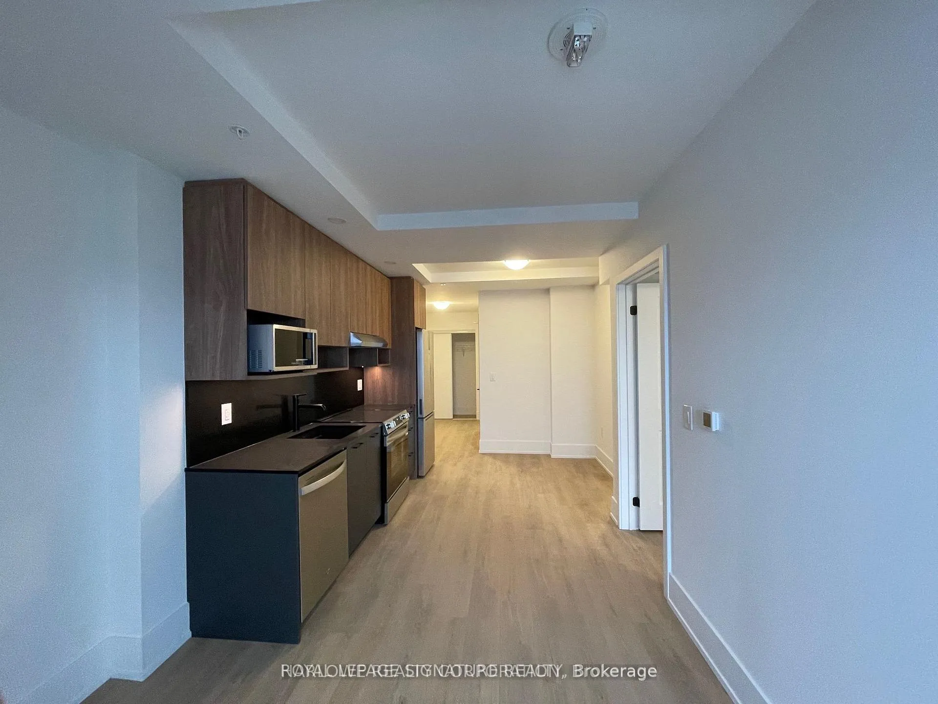 Photo 2 of Unit 1306, 206 King Street W, Hamilton, Central — HOMEH