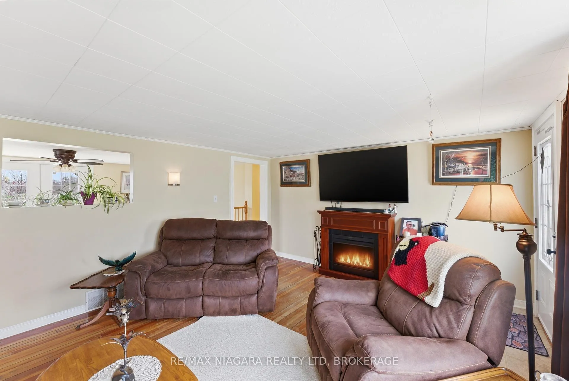 Photo 9 of 566 Holloway Bay Road, Port Colborne, Sherkston — HOMEH