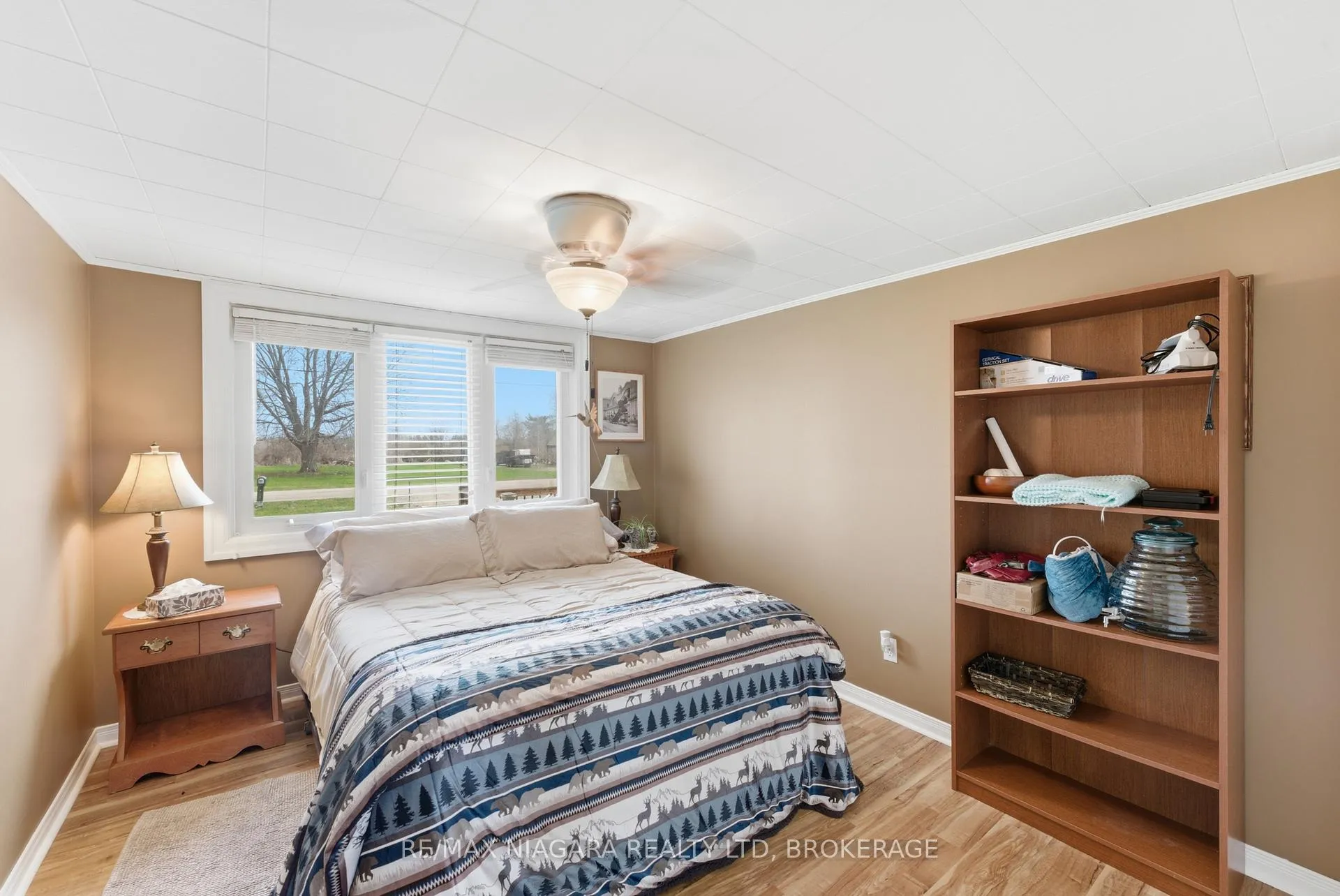 Photo 16 of 566 Holloway Bay Road, Port Colborne, Sherkston — HOMEH