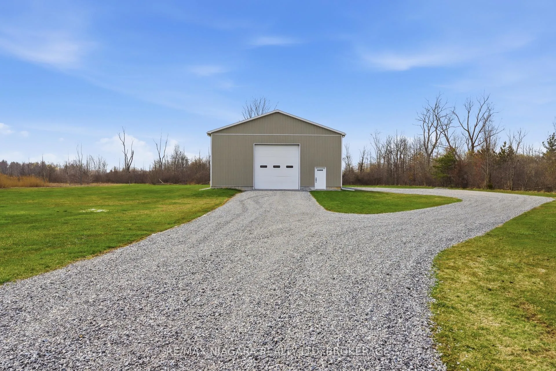 Photo 24 of 566 Holloway Bay Road, Port Colborne, Sherkston — HOMEH