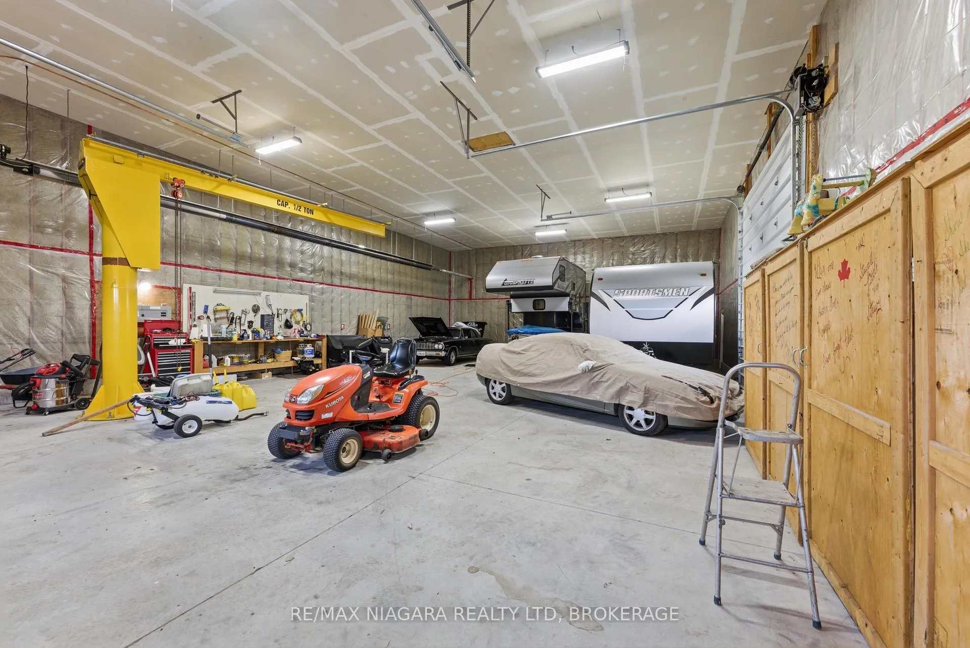 Photo 25 of 566 Holloway Bay Road, Port Colborne, Sherkston — HOMEH