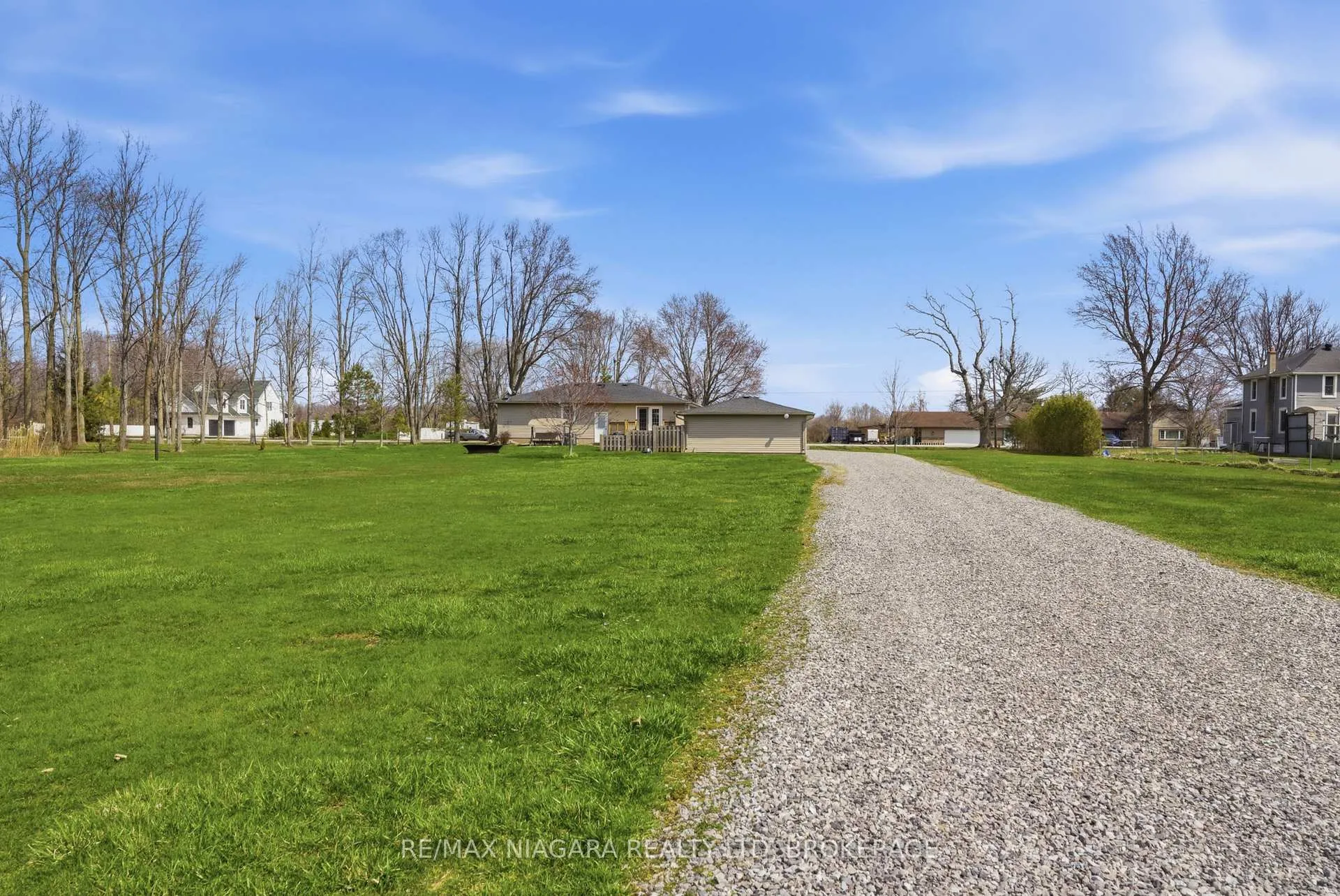 Photo 28 of 566 Holloway Bay Road, Port Colborne, Sherkston — HOMEH