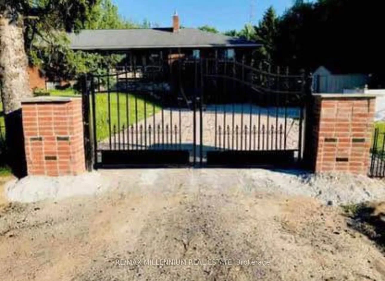 Photo 2 of Unit 89, 2831 County Road, Innisfil, Cookstown — HOMEH