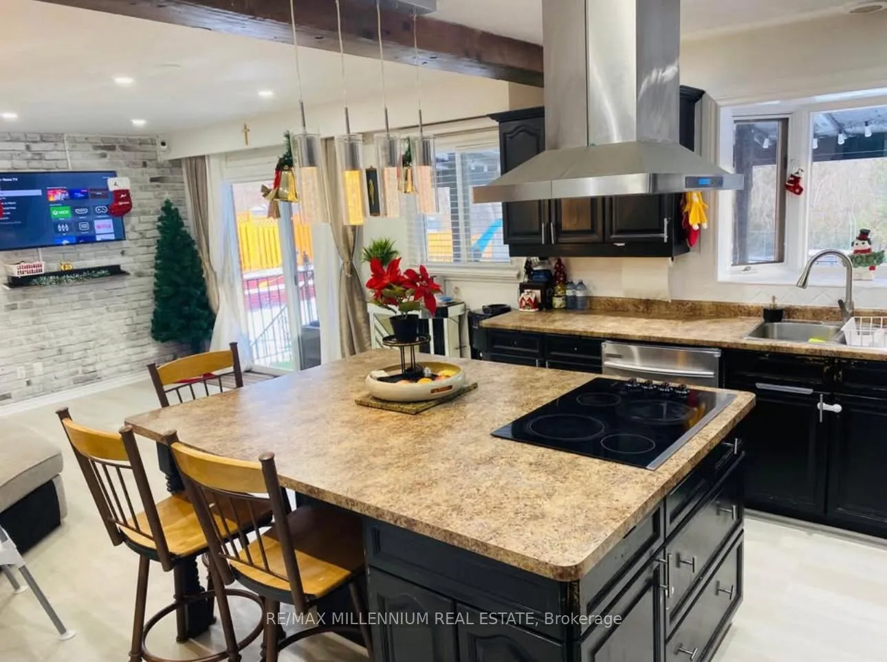 Photo 8 of Unit 89, 2831 County Road, Innisfil, Cookstown — HOMEH