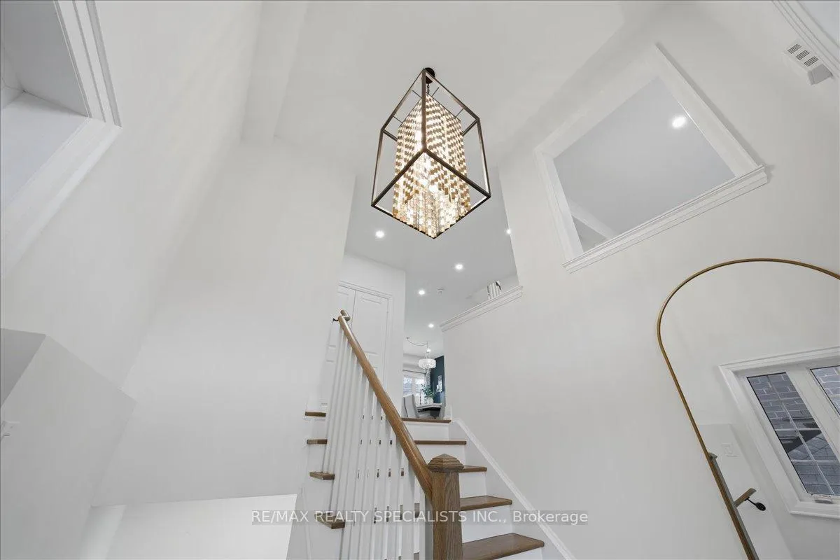 Photo 3 of 186 Muirfield Drive, Barrie, Ardagh — HOMEH