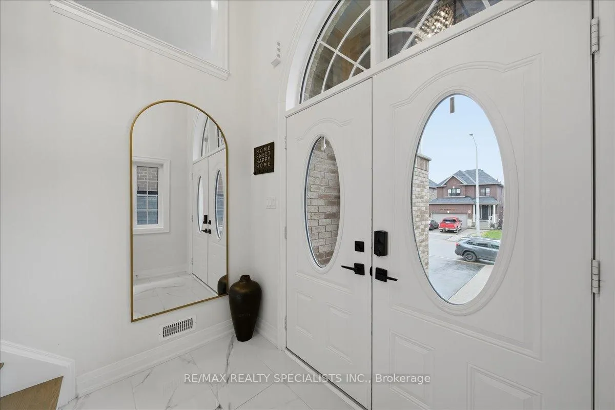 Photo 4 of 186 Muirfield Drive, Barrie, Ardagh — HOMEH