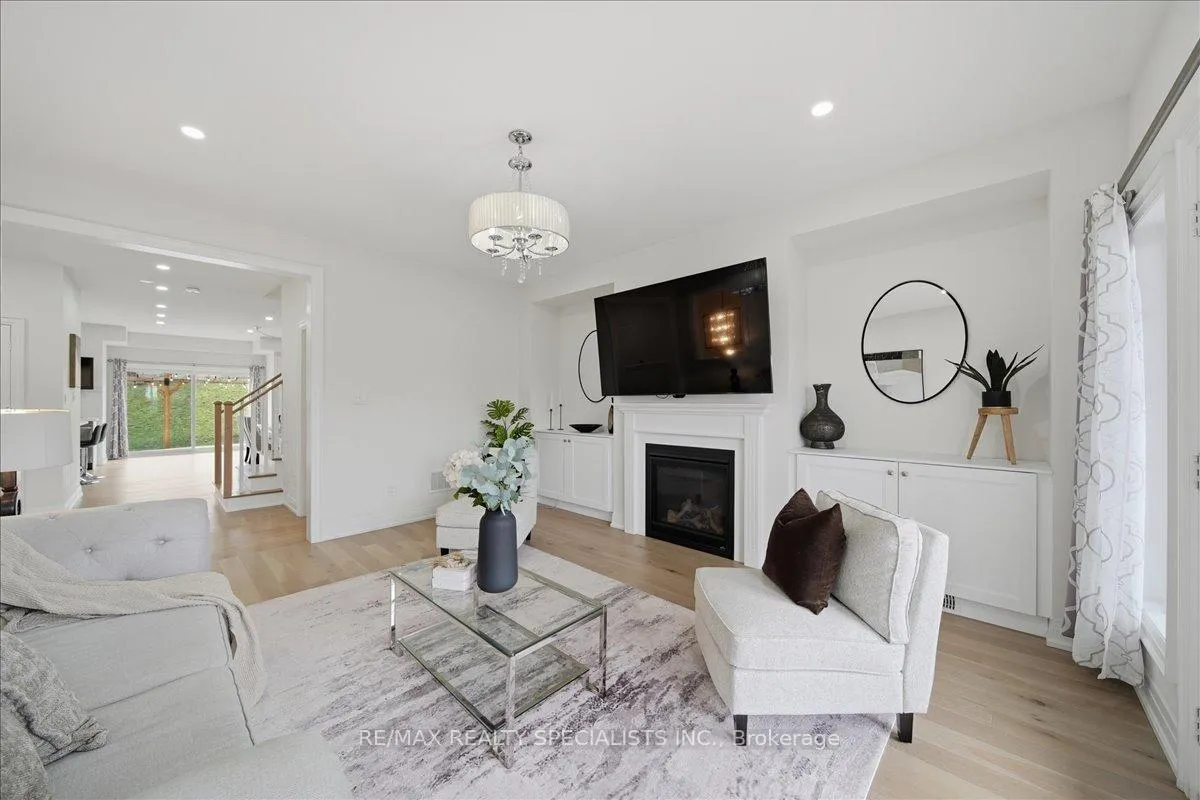 Photo 12 of 186 Muirfield Drive, Barrie, Ardagh — HOMEH