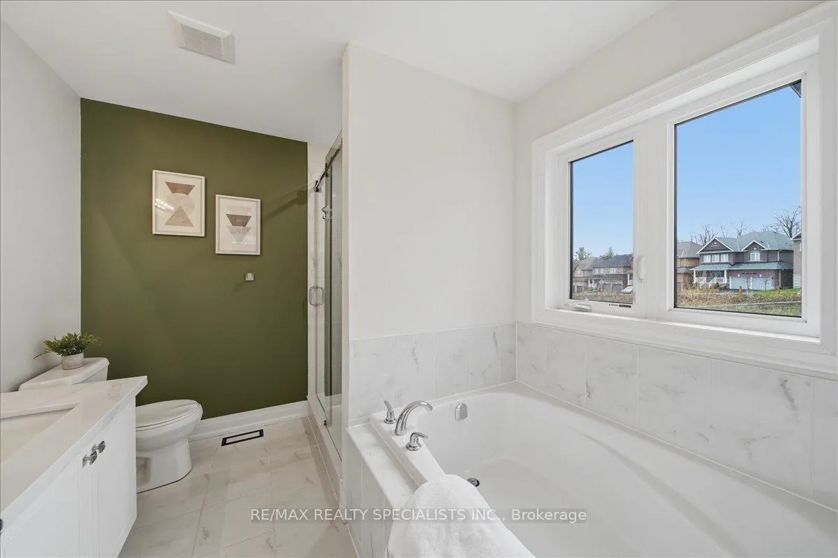 Photo 29 of 186 Muirfield Drive, Barrie, Ardagh — HOMEH