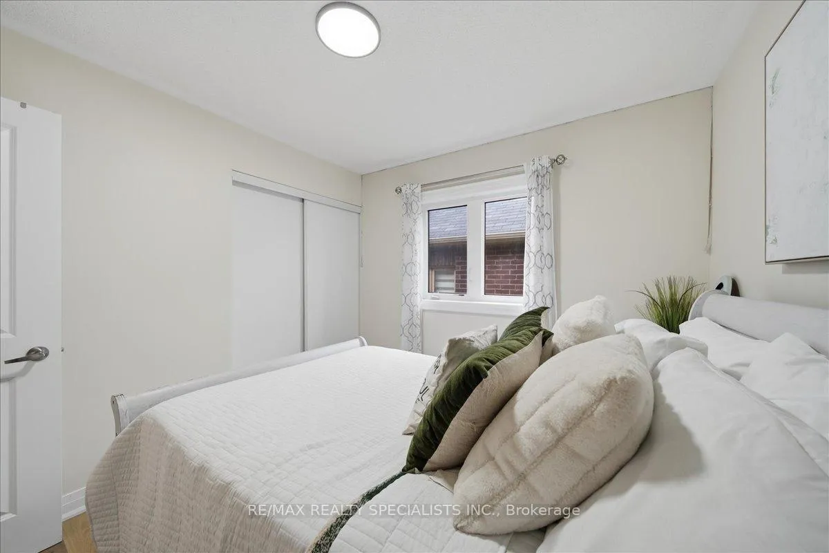 Photo 33 of 186 Muirfield Drive, Barrie, Ardagh — HOMEH