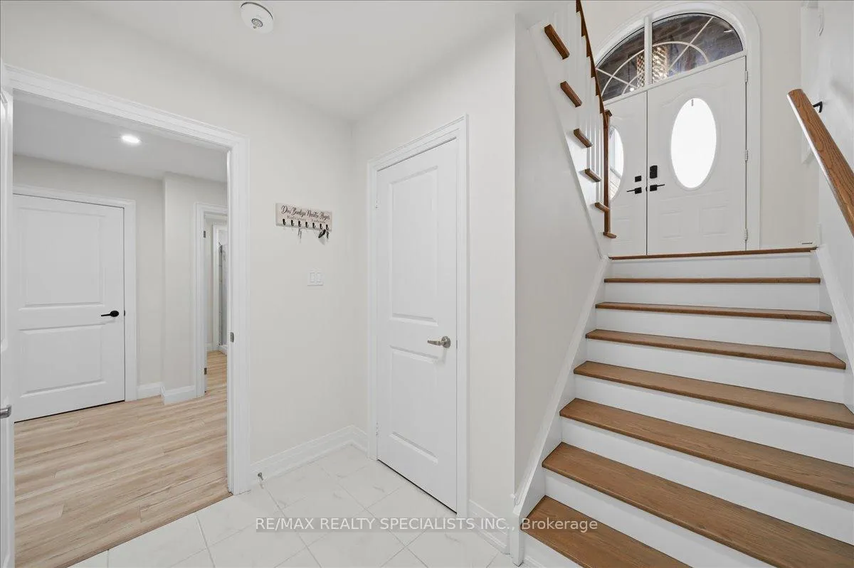 Photo 42 of 186 Muirfield Drive, Barrie, Ardagh — HOMEH