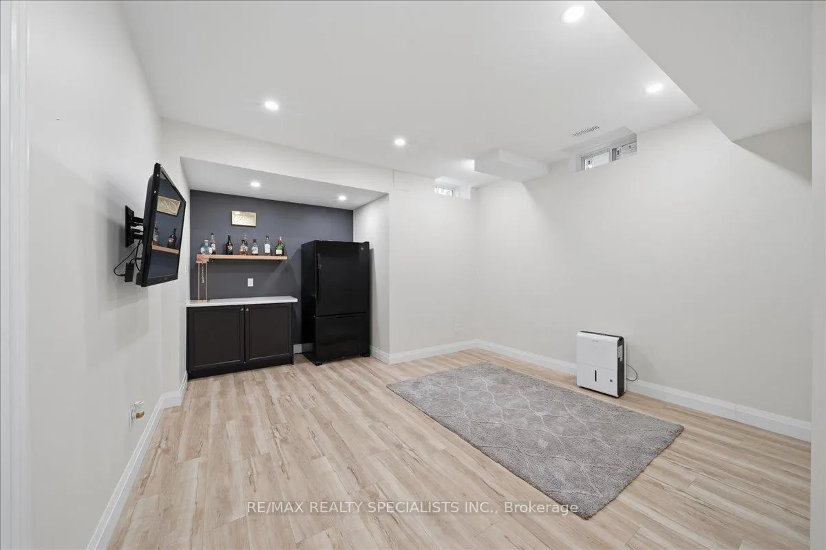 Photo 44 of 186 Muirfield Drive, Barrie, Ardagh — HOMEH