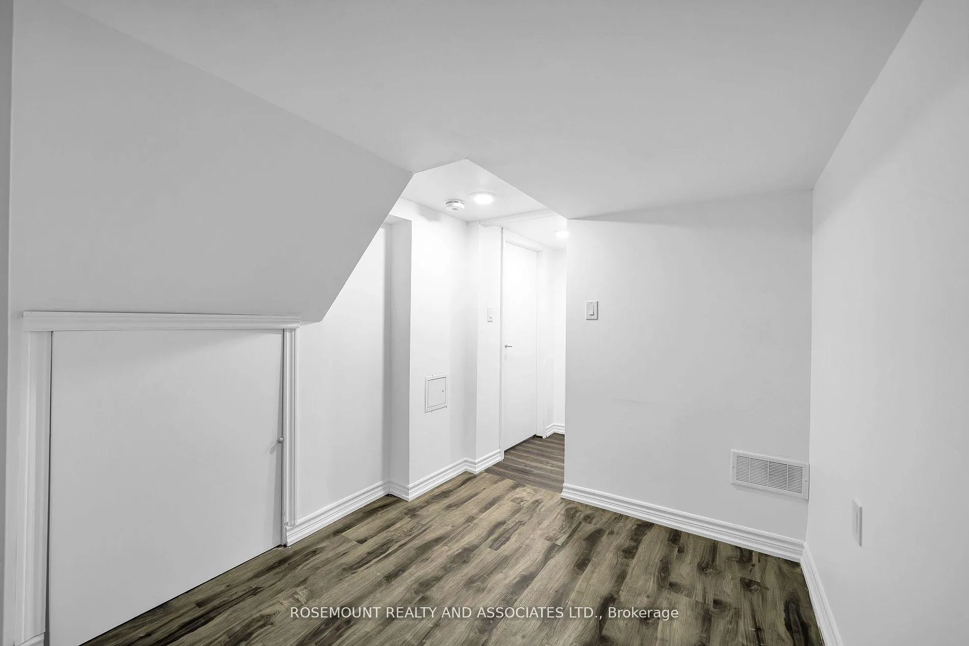 Photo 4 of Unit Basement, 50 Seneca Avenue, Oshawa, Samac — HOMEH
