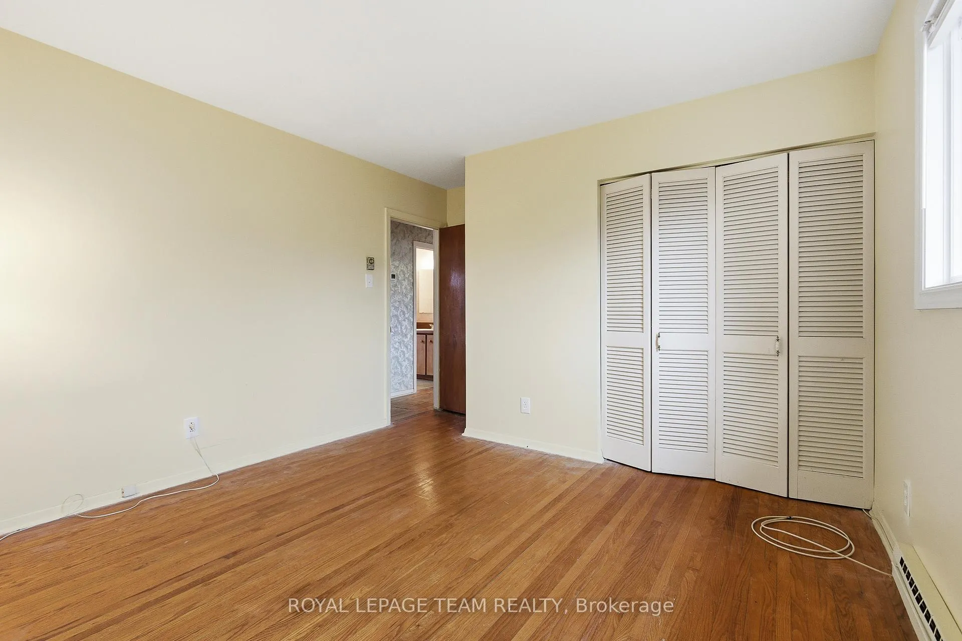 Photo 16 of 57 Sullivan Avenue, Ottawa, Meadowlands/Crestview — HOMEH