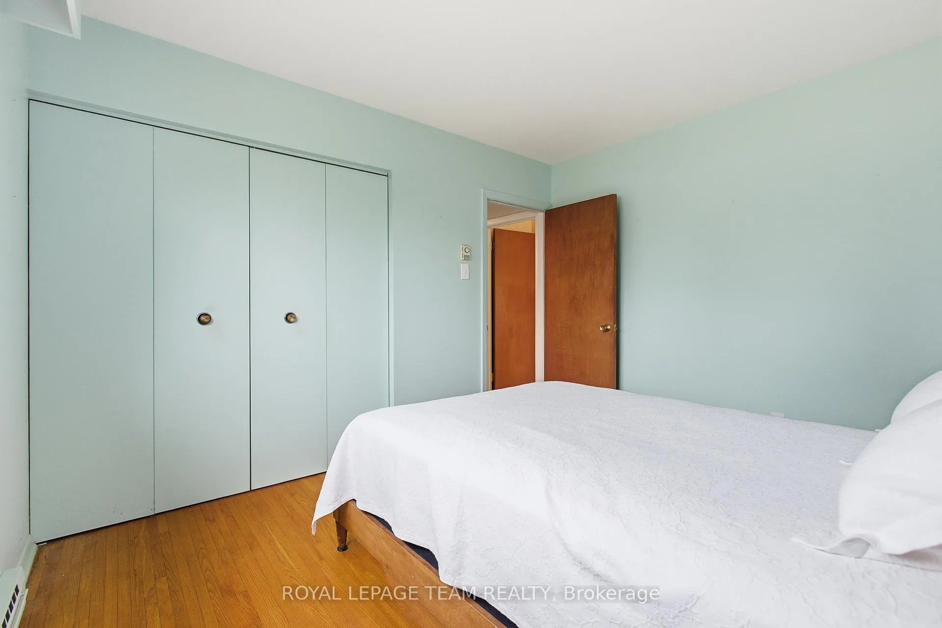 Photo 20 of 57 Sullivan Avenue, Ottawa, Meadowlands/Crestview — HOMEH