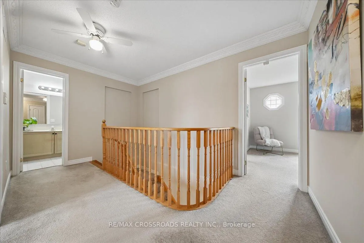 Photo 22 of 11 Cottingham Street, Markham, Berczy — HOMEH