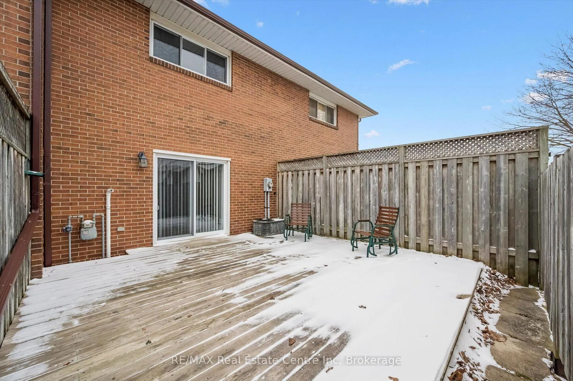 Photo 12 of Unit 205, 31 Greengate Road, Guelph, Junction/Onward Willow — HOMEH