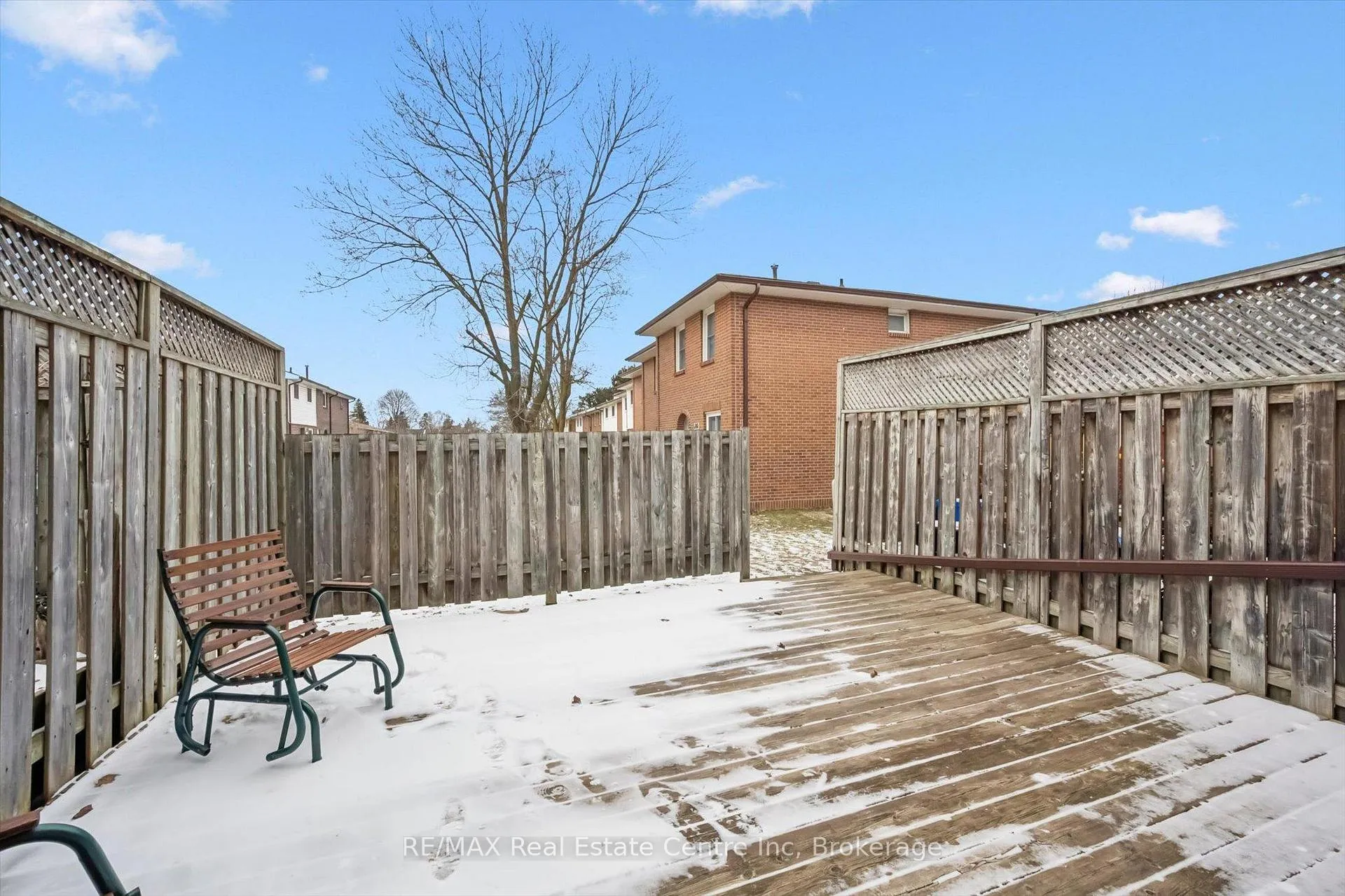 Photo 13 of Unit 205, 31 Greengate Road, Guelph, Junction/Onward Willow — HOMEH