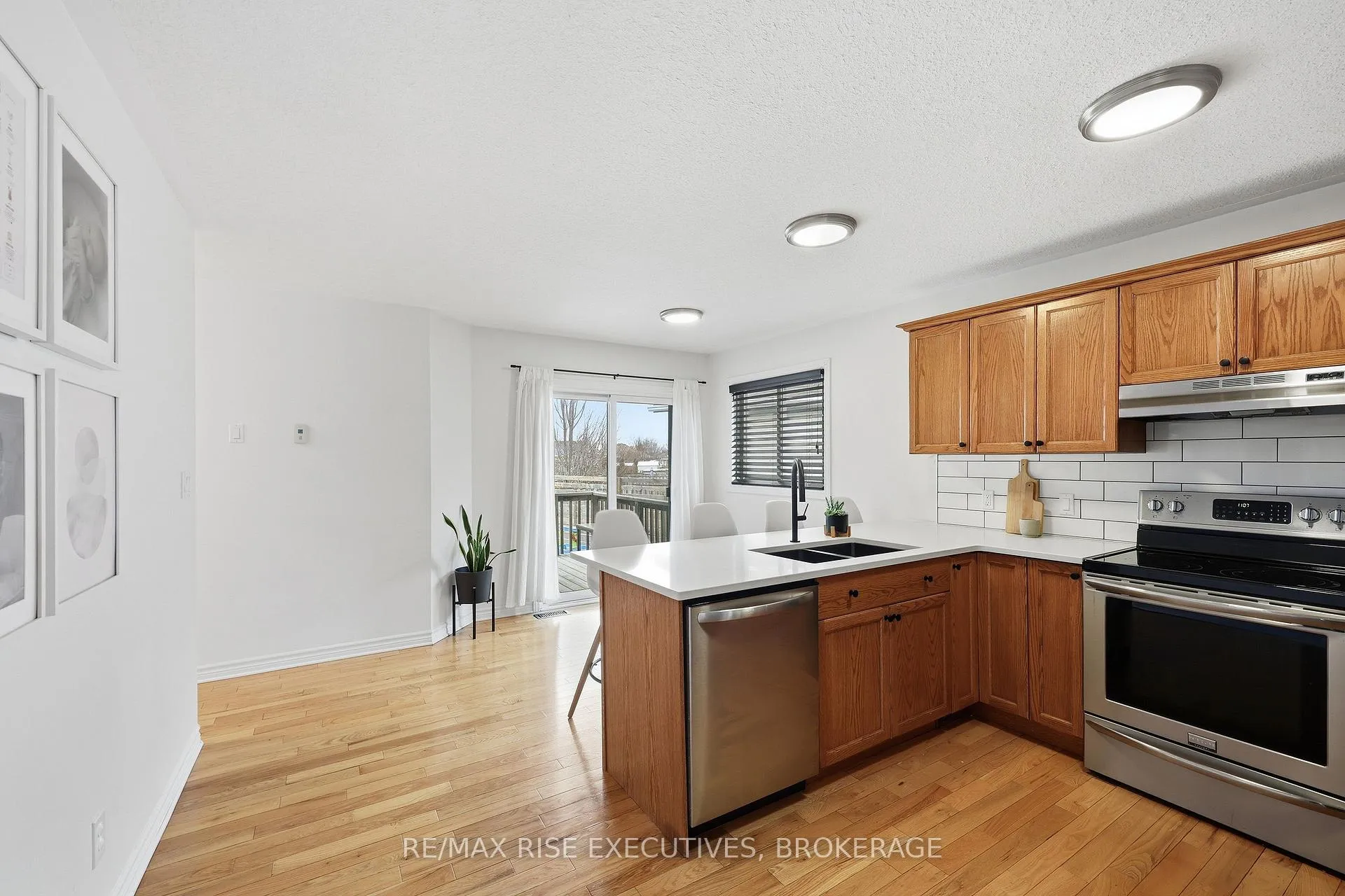 Photo 13 of 414 Abbot Street, Kingston, City Northwest — HOMEH