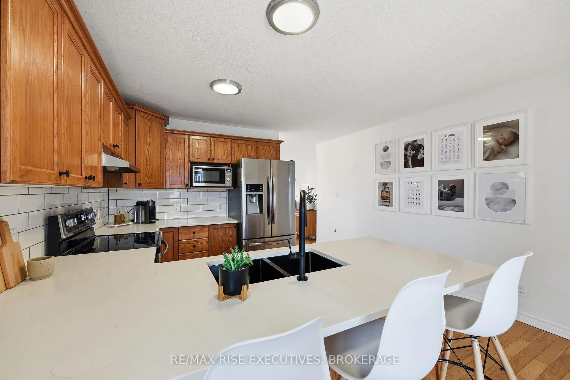 Photo 16 of 414 Abbot Street, Kingston, City Northwest — HOMEH