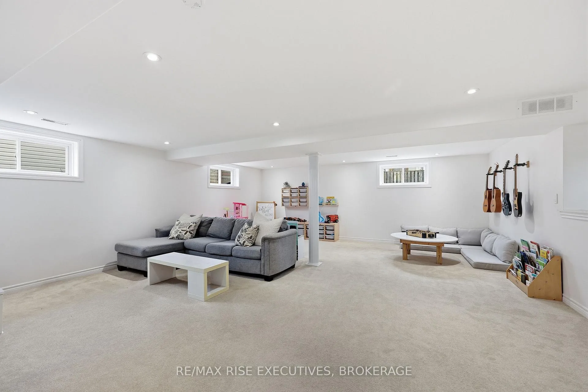 Photo 32 of 414 Abbot Street, Kingston, City Northwest — HOMEH