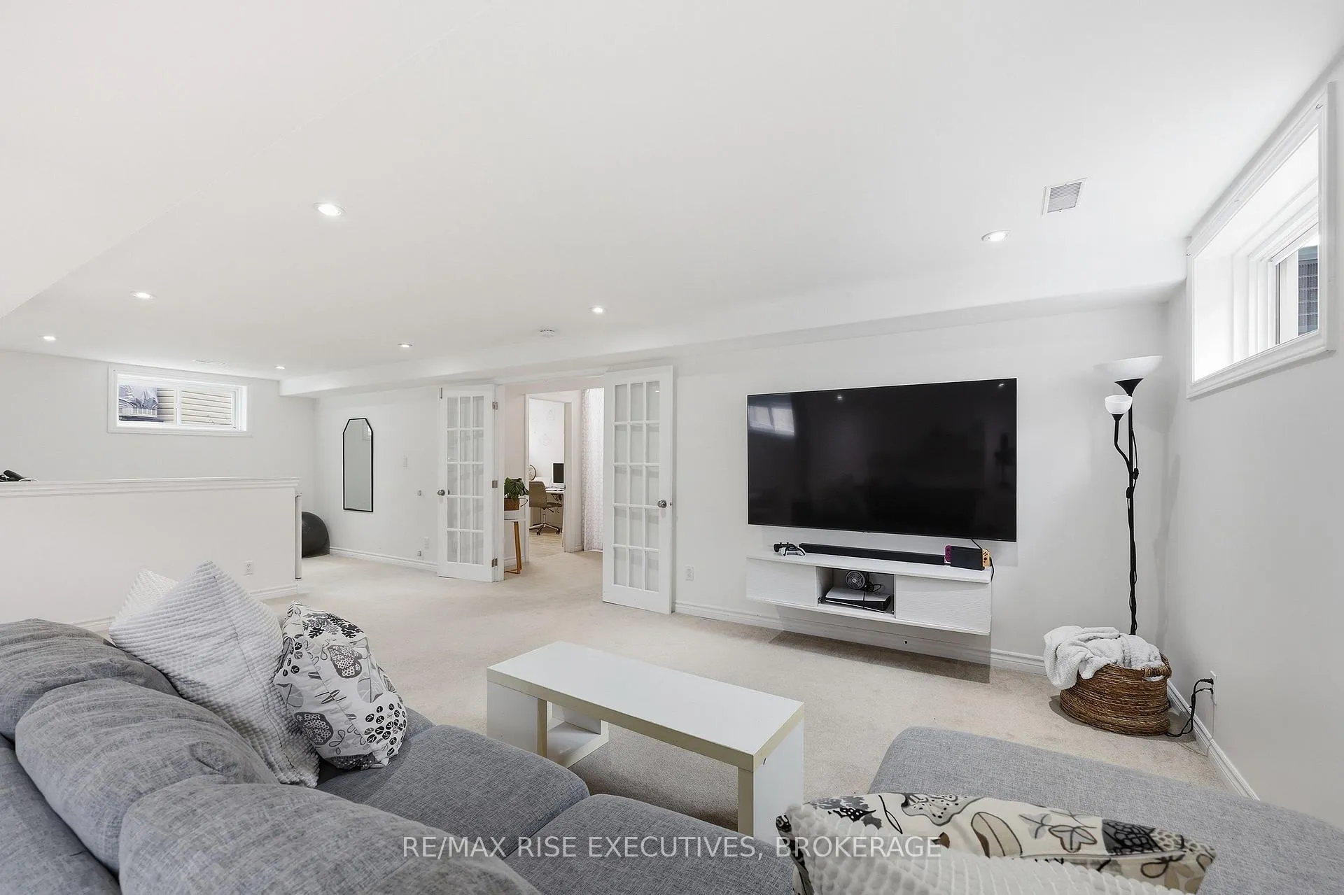 Photo 35 of 414 Abbot Street, Kingston, City Northwest — HOMEH
