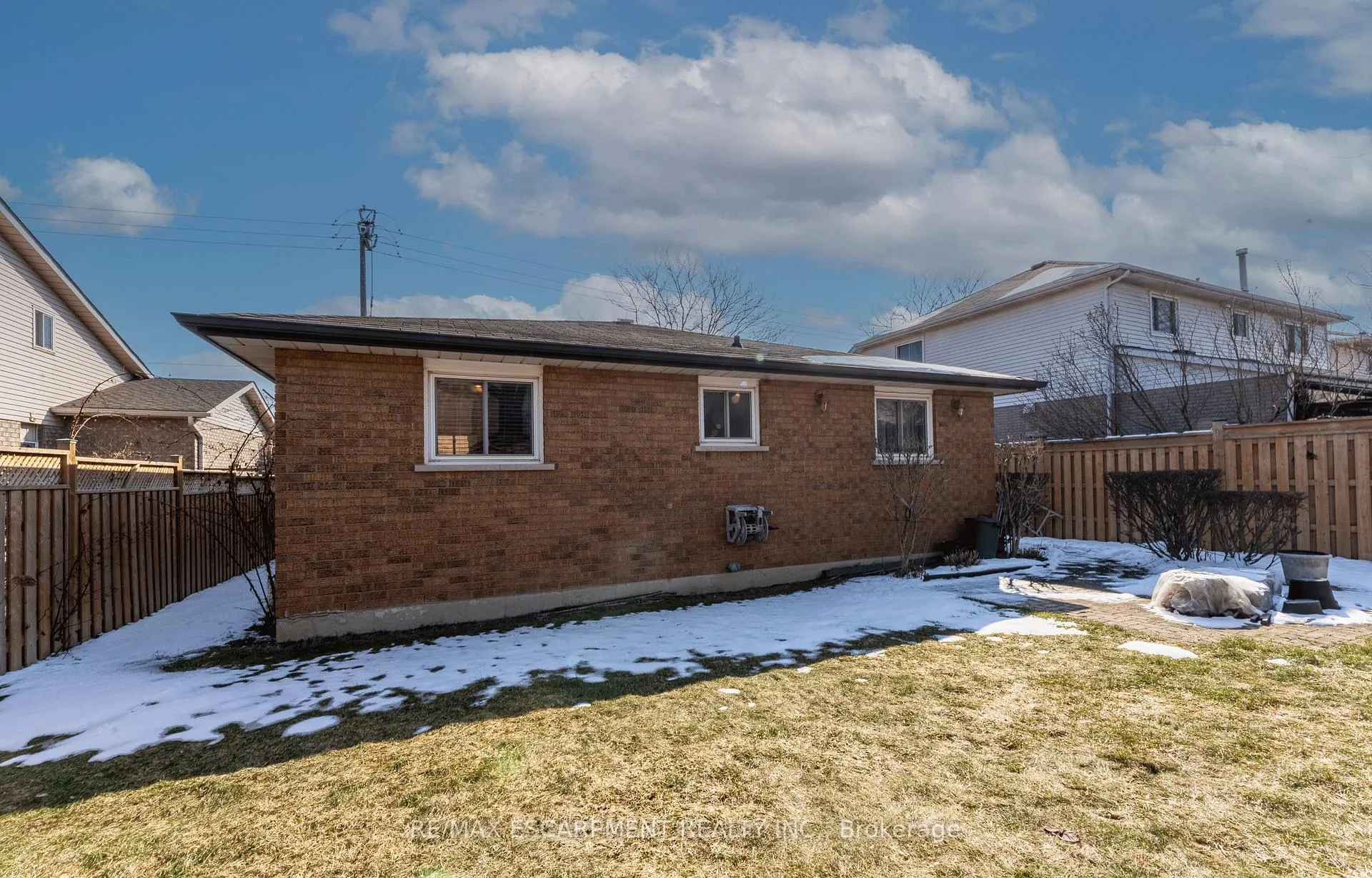 Photo 21 of 115 First Road W, Hamilton, Stoney Creek Mountain — HOMEH