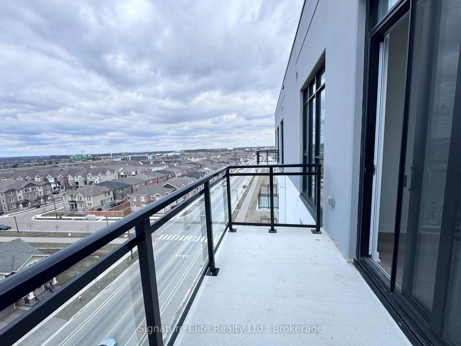 Photo 9 of Unit 805, 770 Whitlock Avenue, Milton, Cobban — HOMEH
