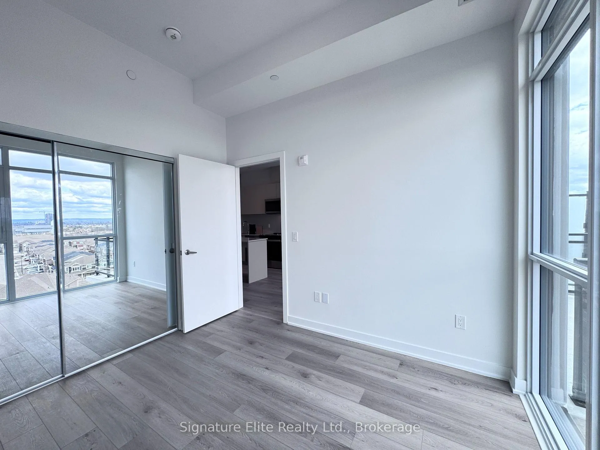 Photo 13 of Unit 805, 770 Whitlock Avenue, Milton, Cobban — HOMEH