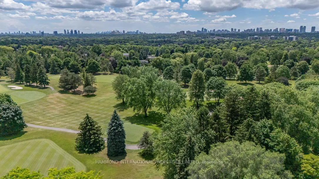 Photo 10 of 73 Fairway Heights Drive, Markham, Bayview Fairway-Bayview Country Club Estates — HOMEH