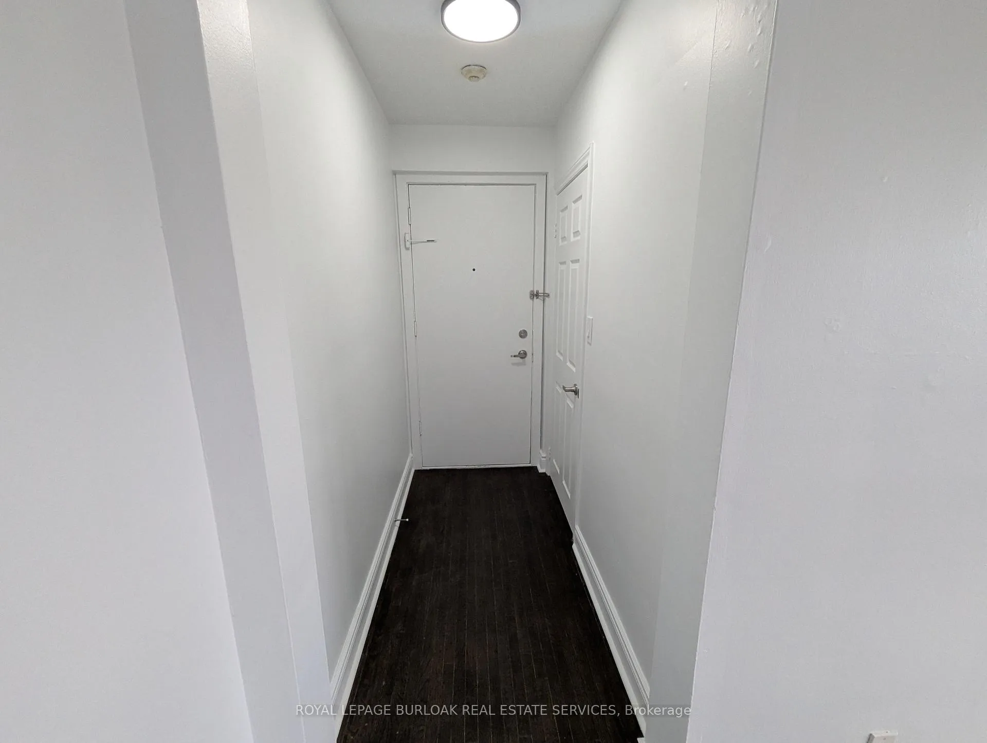 Photo 2 of Unit 3, 849 Brant Street, Burlington, Brant — HOMEH