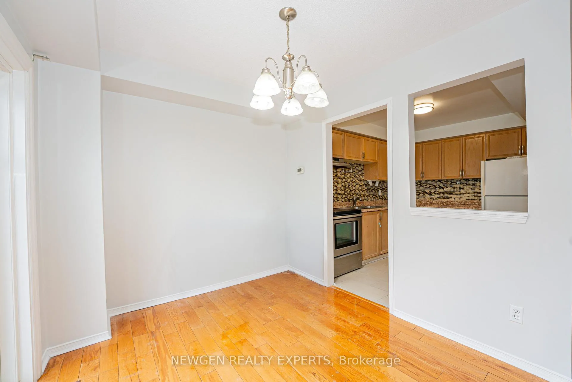 Photo 11 of 68 Wickstead Court, Brampton, Sandringham-Wellington — HOMEH