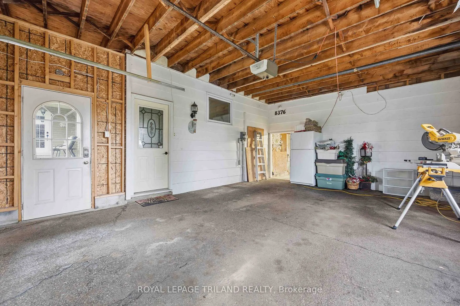 Photo 30 of 8376 Townsend Line, Lambton Shores, Arkona — HOMEH