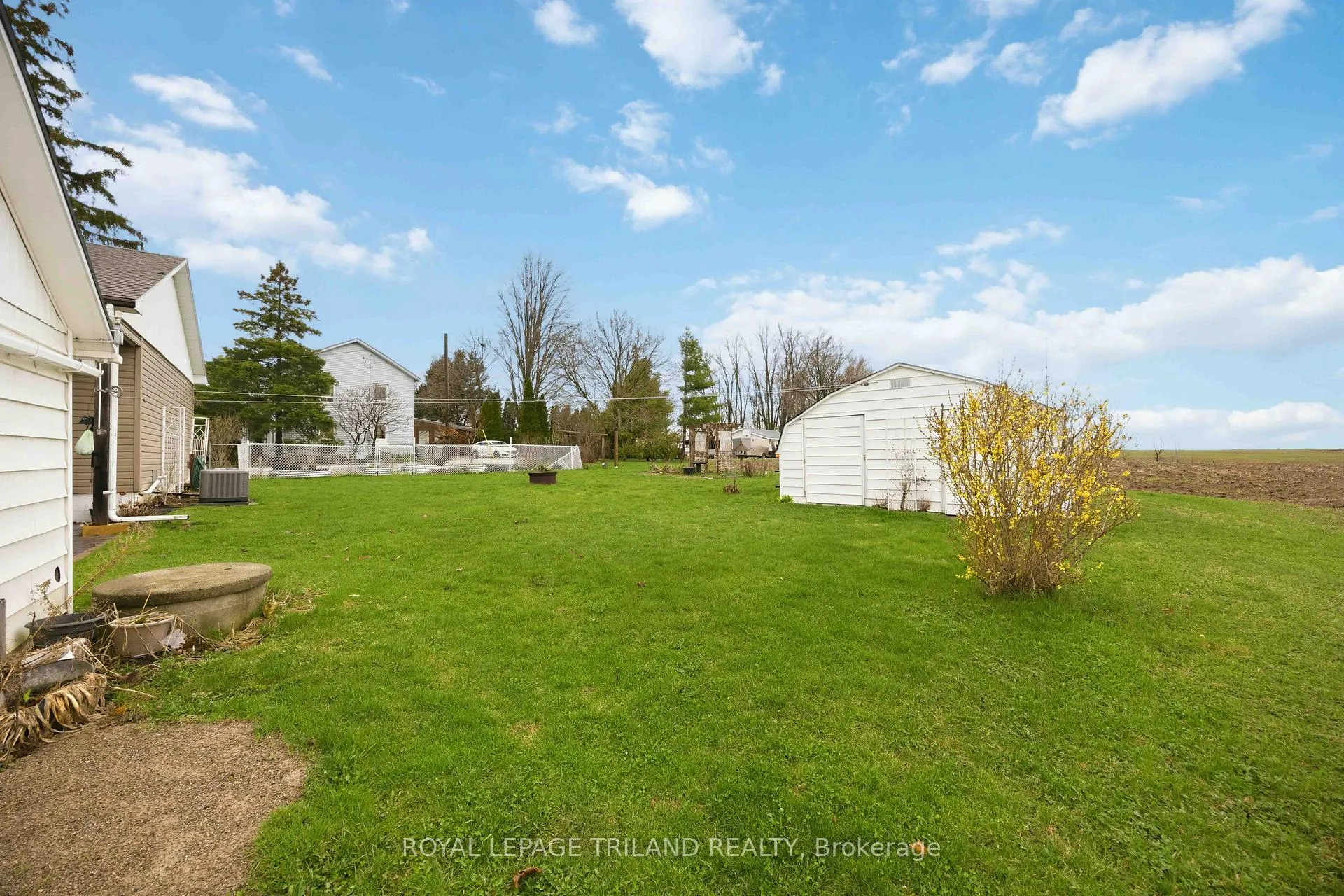 Photo 33 of 8376 Townsend Line, Lambton Shores, Arkona — HOMEH